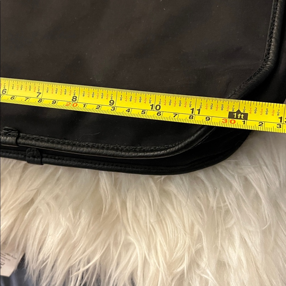 Lululemon Athletica Black Crossbody Bag Minimalist Design - Picture 14 of 14